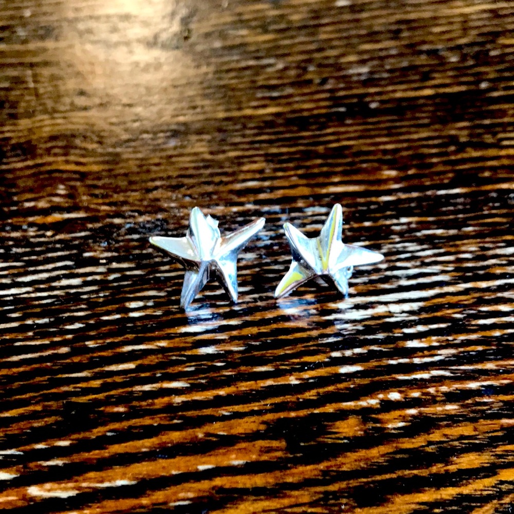 Handcrafted 925 Sterling silver starfish stud earrings
